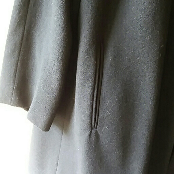 Black Wool Cape Wrap - Picture 3 of 8
